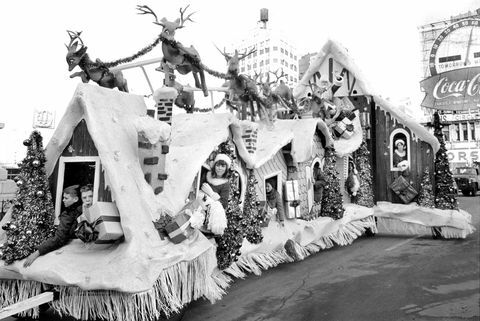 Дядо Коледа на парада на Macys през 1964 г