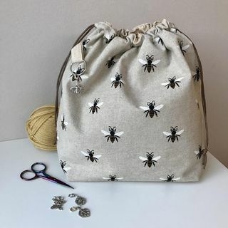 Чанта за занаятчийски проекти, идеална за плетене, плетене на една кука, прежда и други занаяти. Ръчно изработена памучна чанта с шнур