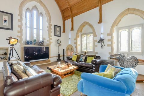 Втора степен преобразувана църковна къща, за продажба Peterborough