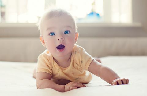 Това са най-популярните бебешки имена на 2017 г. досега
