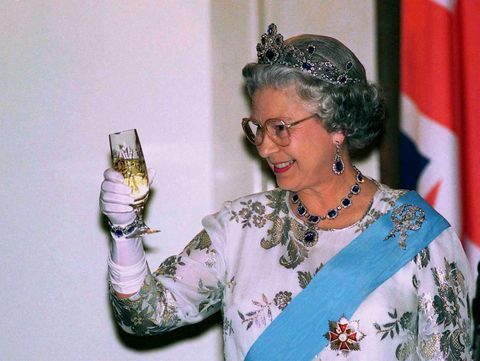 Любимите коктейли на кралица Елизабет II