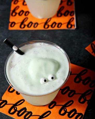 топене чудовище хелоуин напитка за деца