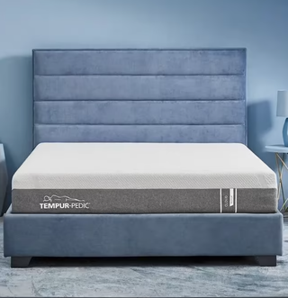 Облачен матрак Tempur Pedic