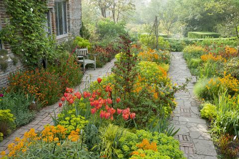 Sissinghurst Castle Garden - Най-добрата градина за посещение във Великобритания