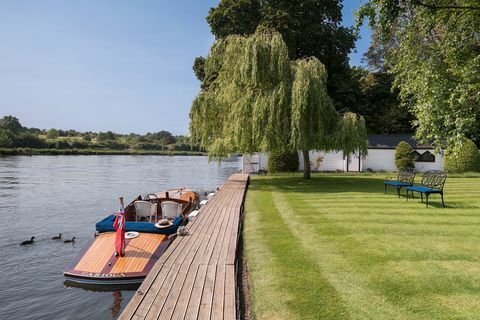 Toad Hall - Riversdale - Bourne End - градина - Savills