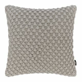 Текстурирана плетена възглавница