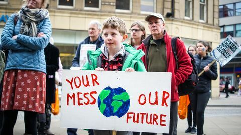 YouthStrike4Climate се намира в Обединеното кралство